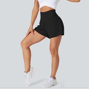 NWT Halara Super High Waisted Back Pocket & Side Hidden Pocket Yoga Shorts 2.5"